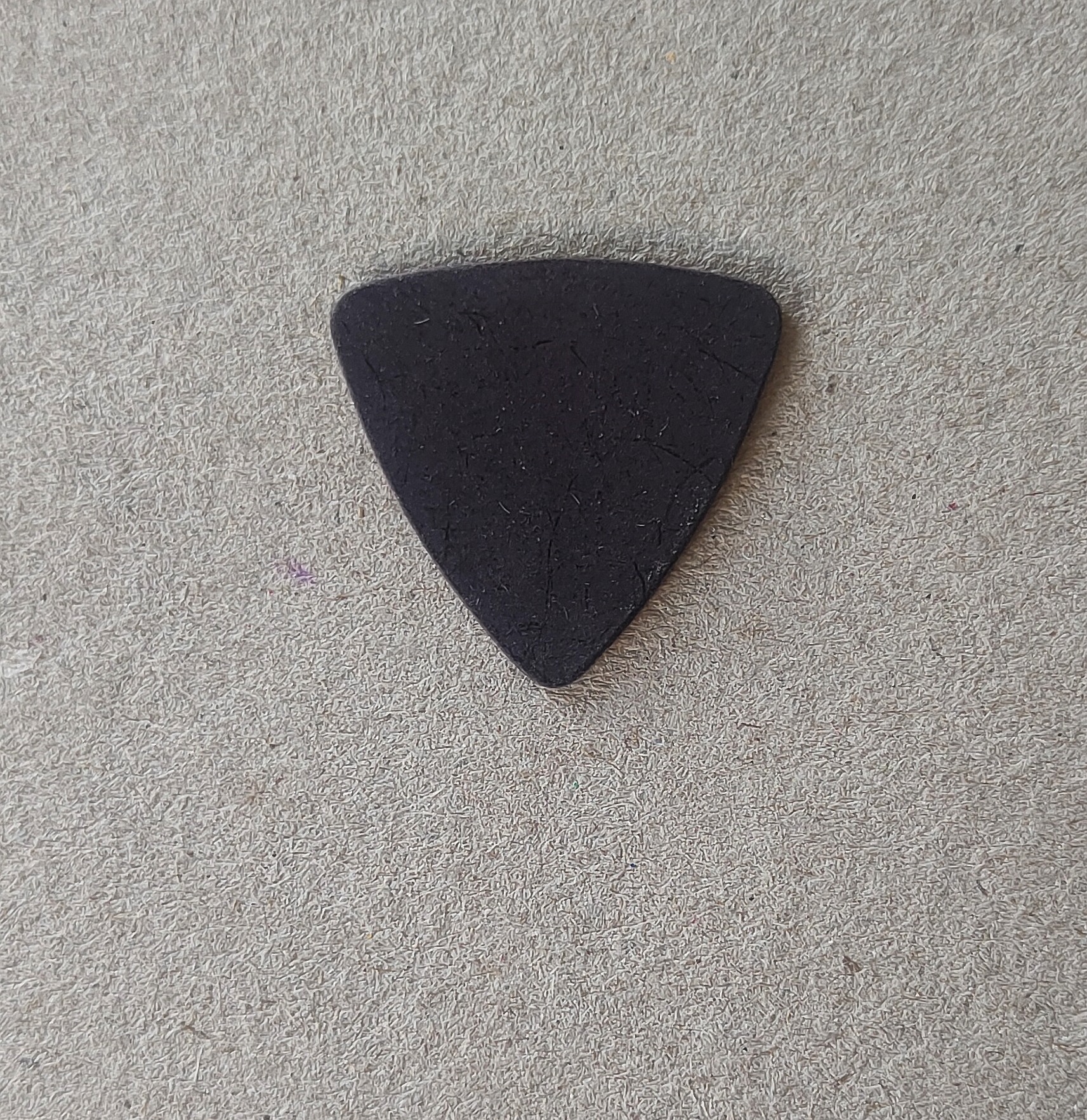 Triangle — Black